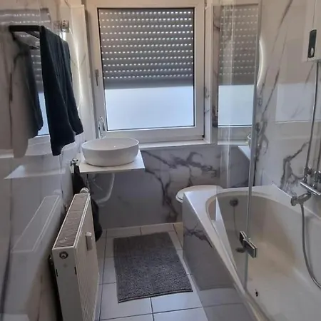 Apartment Deluxe 2 *