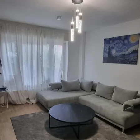 Deluxe 2 Apartment *